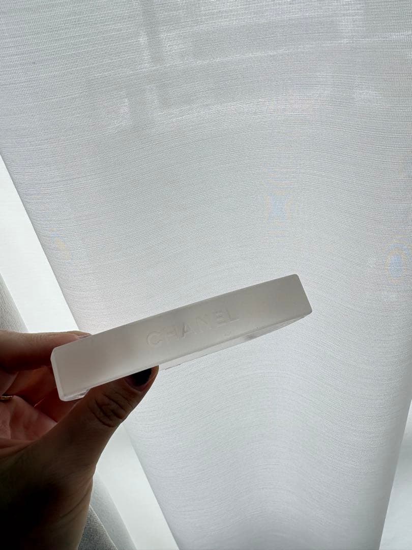 シャネル　サブリマージュ　サヴァン　ネトワイヤン