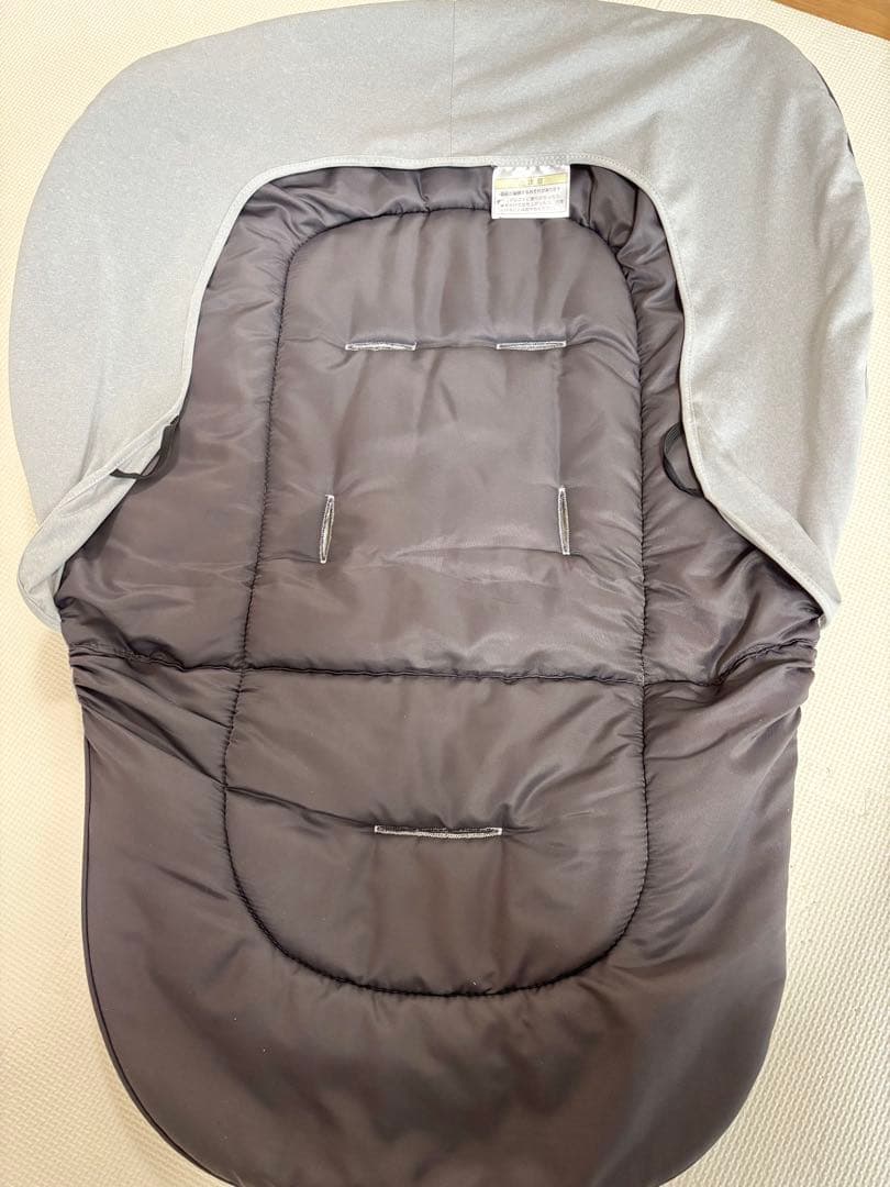 最終値下げ！コンビ　ネムリラ手動　アカチャンホンポ限定デザイン