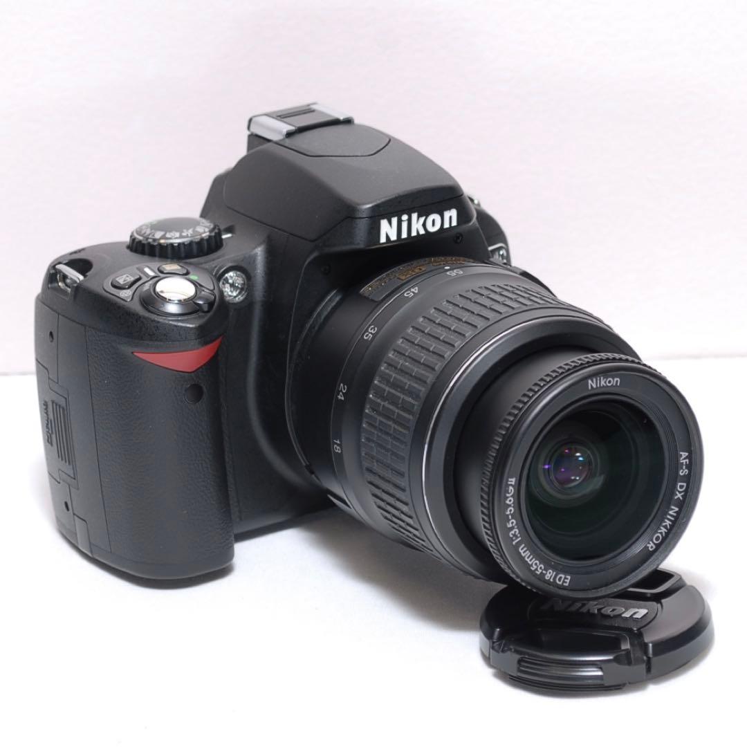 美品✨届いたらすぐに使えます✨Nikon D40✨シングルレンズ✨少シャッター数