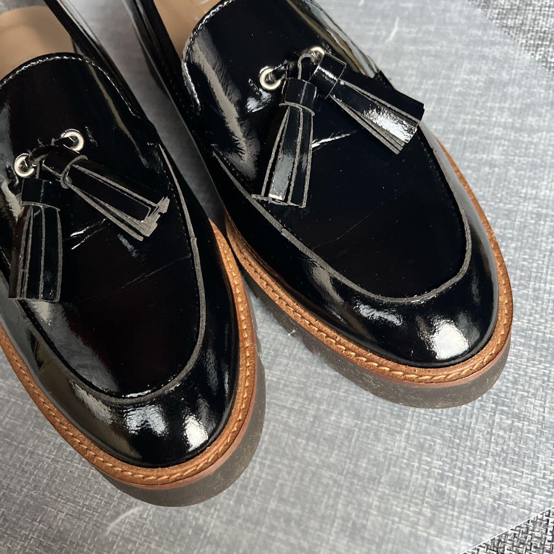 アルテミスバイダイアナ 厚底 エナメル タッセルローファー 黒 ブラック 美品