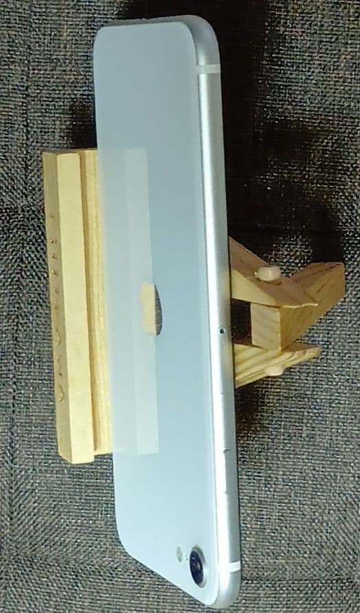 iPhone SE2 ホワイト 128GB SIMフリー 本体 78%