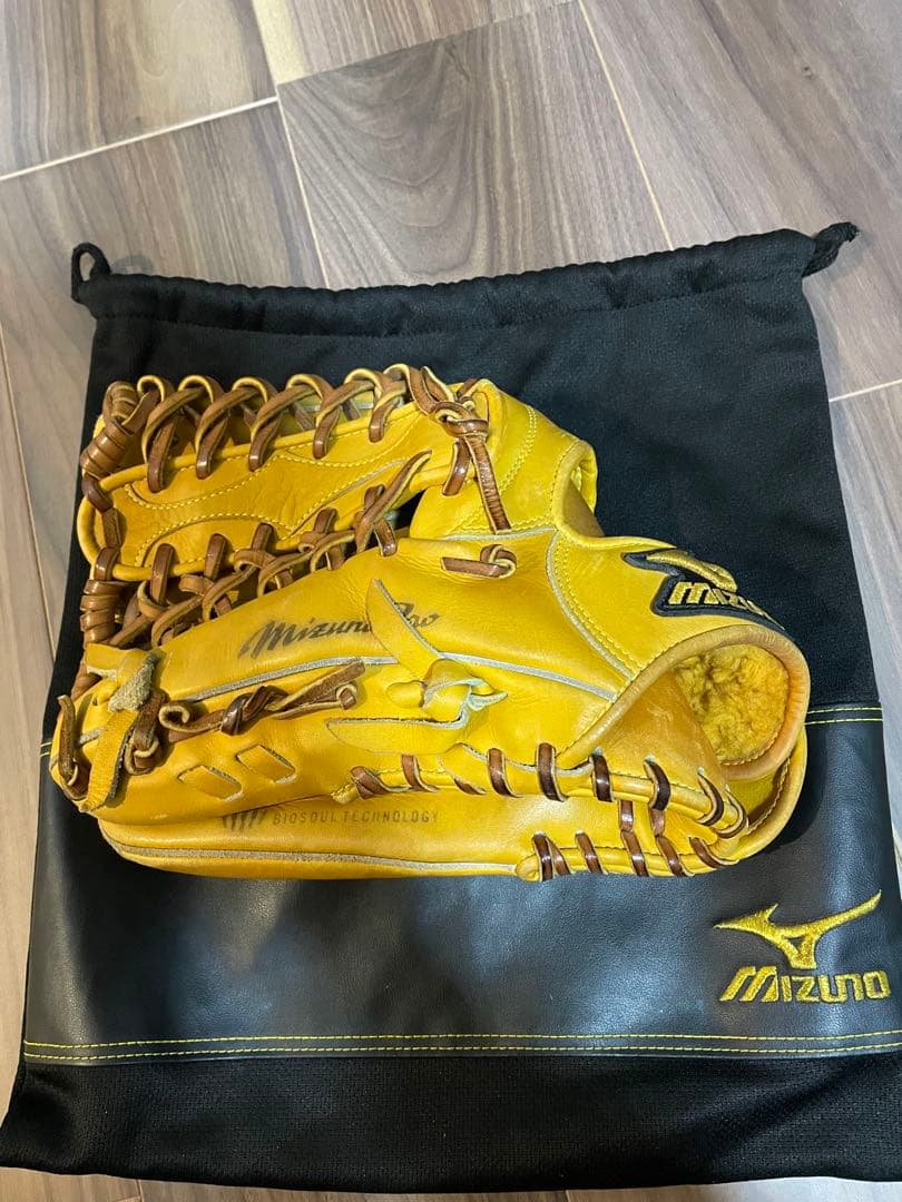 Mizuno Pro 硬式グローブ イエロー 袋付き　ファインセレクション