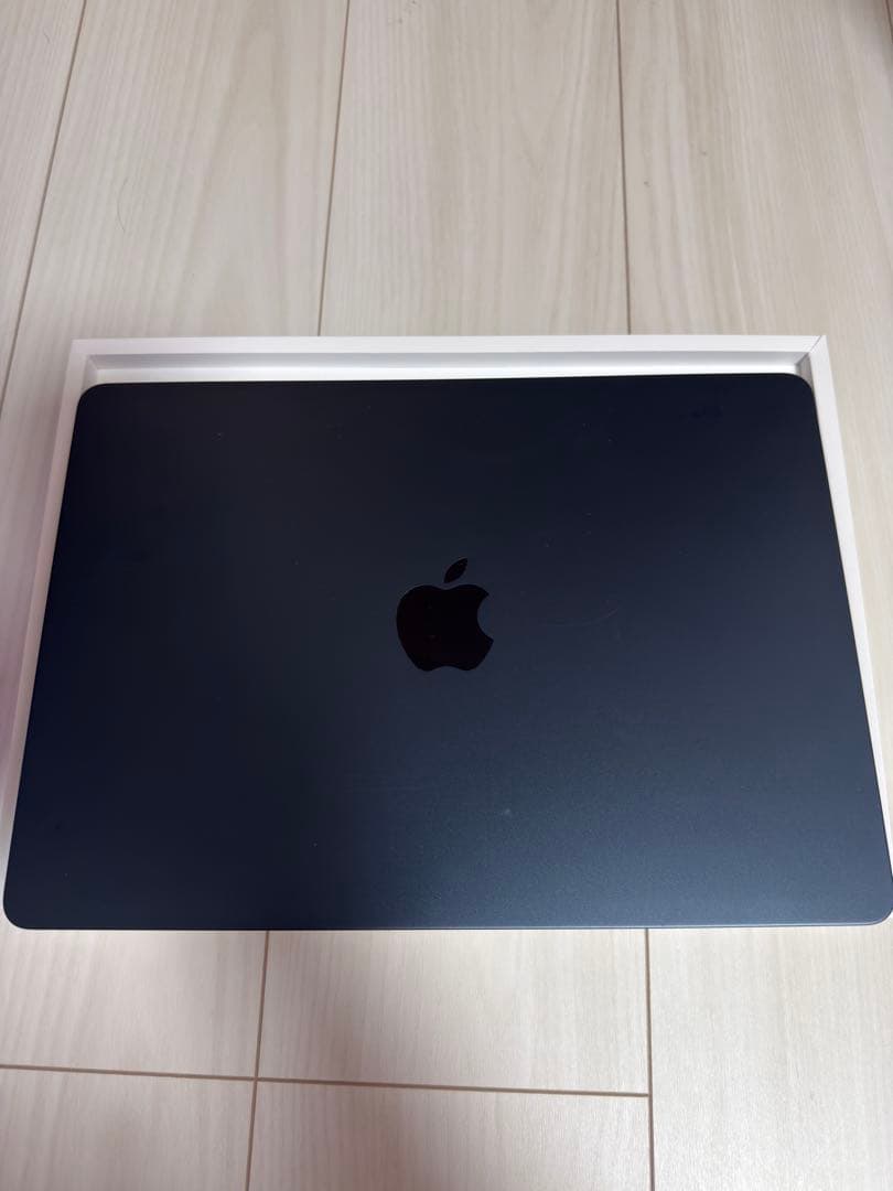 Apple M3 13インチ MacBook Air 本体