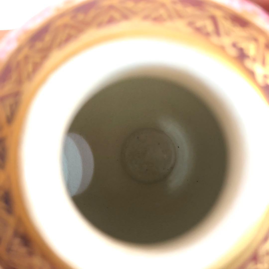 ピンクとゴールドが美しい　薩摩焼　花瓶　高さ約16cm