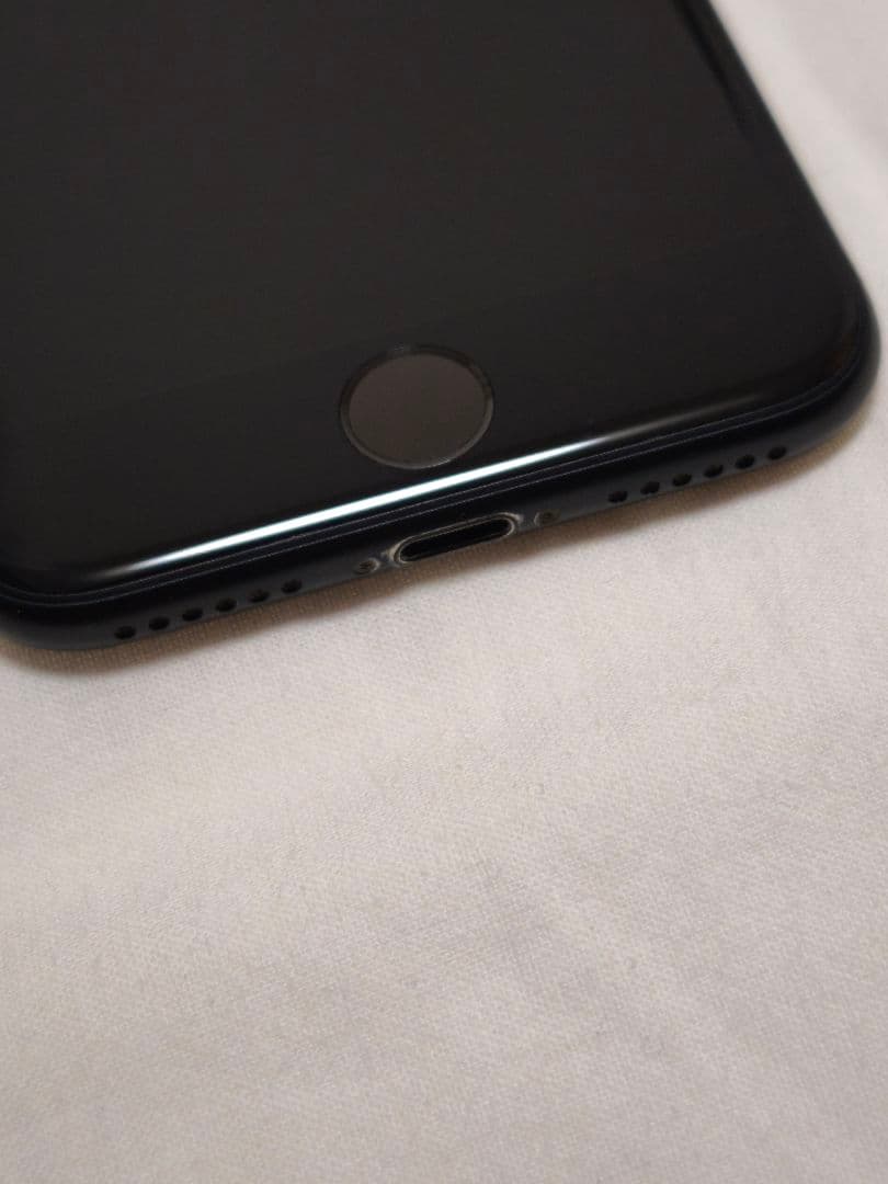 iPhone SE2 (第二世代) 64GB