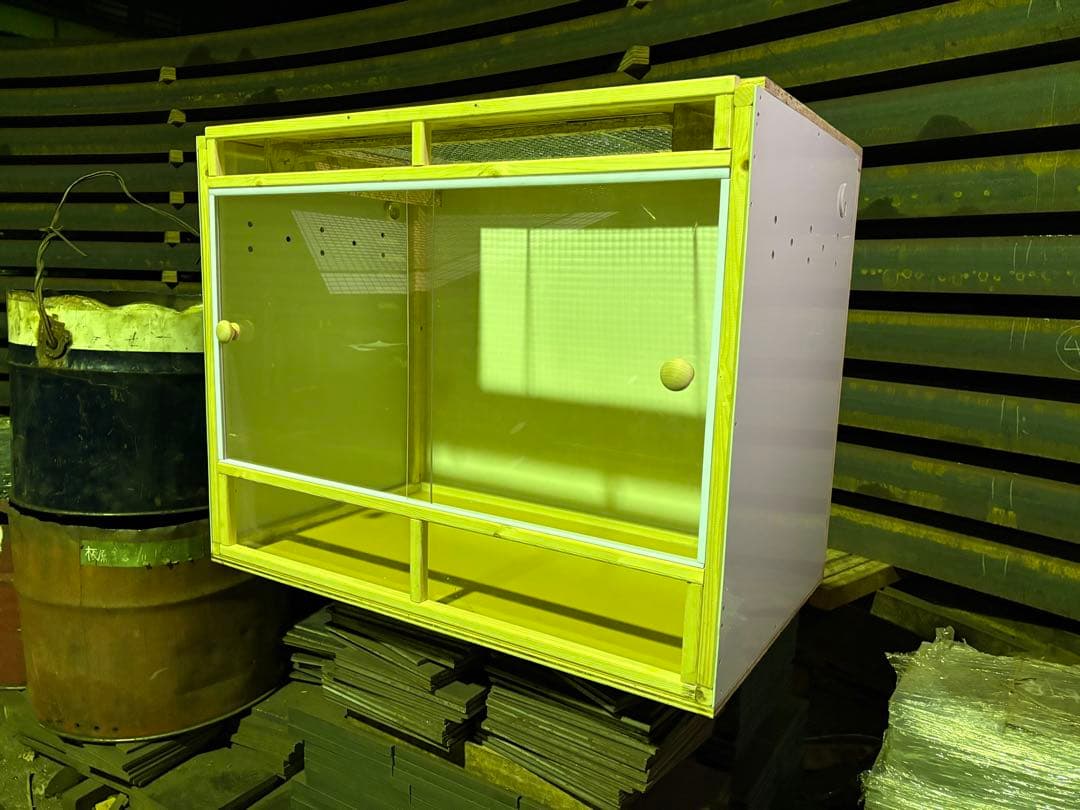 爬虫類ケージ　80×45×60 アルミ複合板仕様