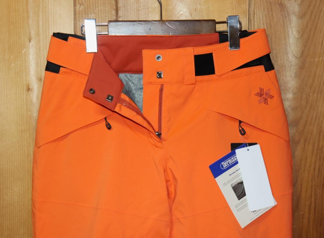 新品 ゴールドウイン Gソリッド カラー 中綿 スキーパンツ (3/Lサイズ)Ⓗ