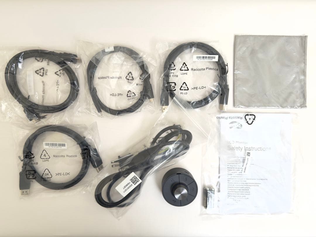 BenQ SW272U 27型 4K カラーマネジメントモニター