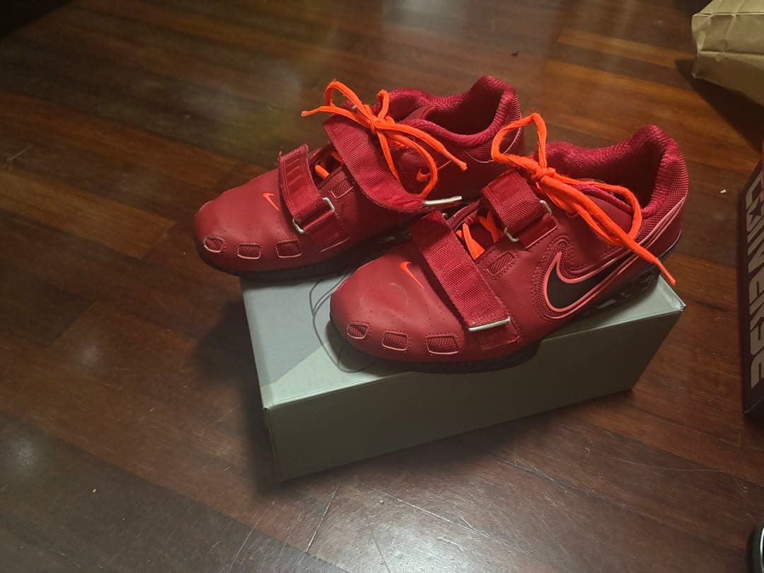 ウエイトトレーニング NIKE romaleos 2