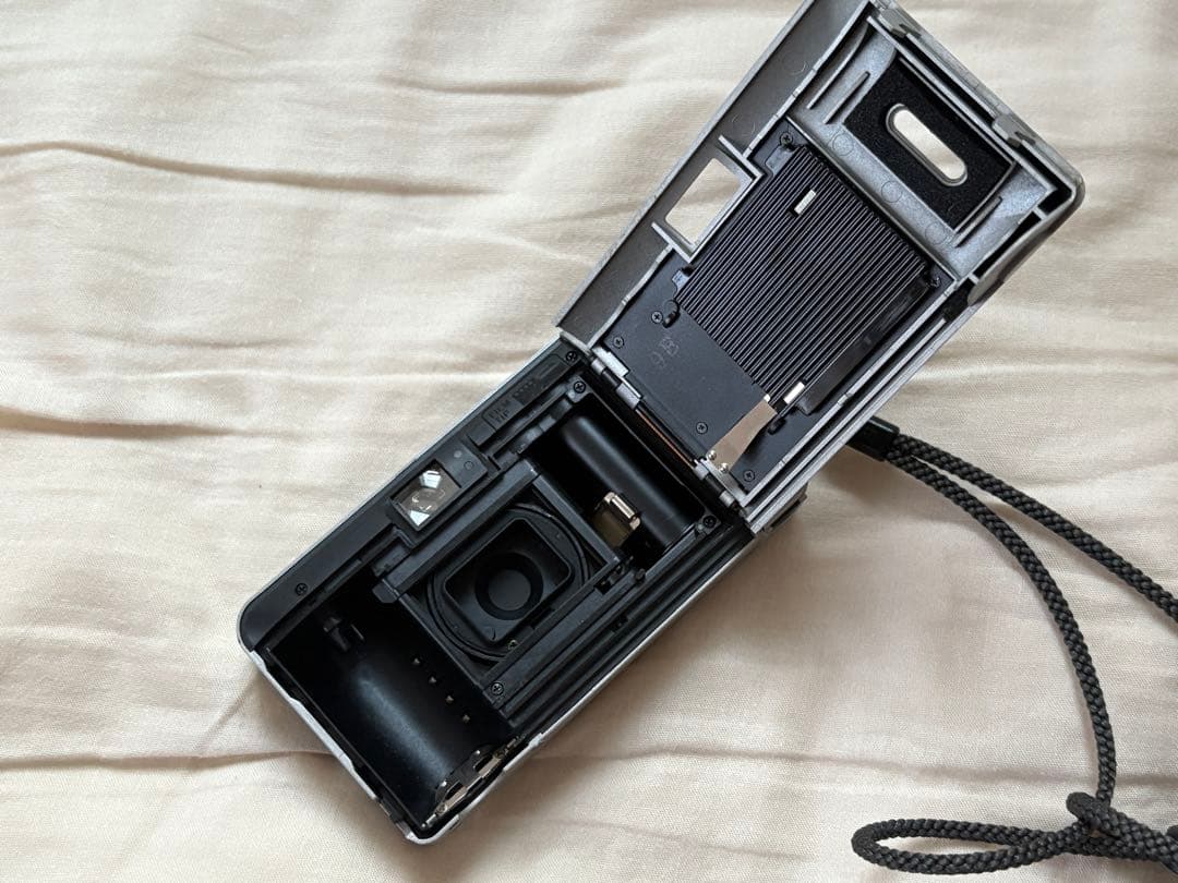 Konica BIG mini F シルバー　完動品