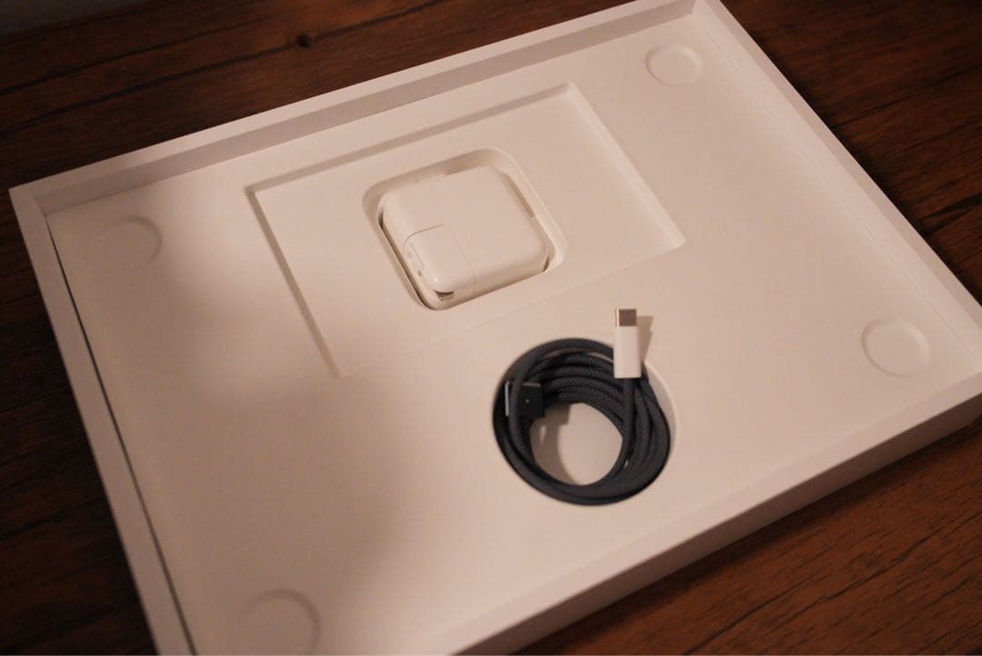 MacBook Air 13インチ M2 256GB 16GB ミッドナイト