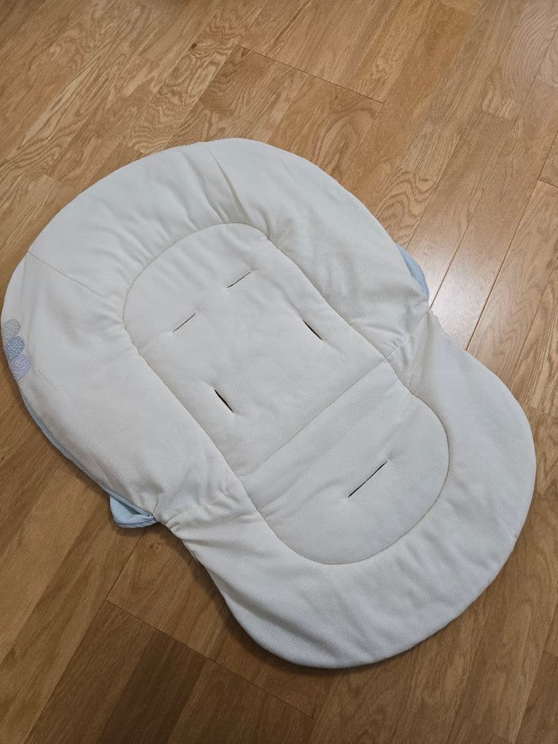 コンビ♡ネムリラ　オートスウィング　エッグショック