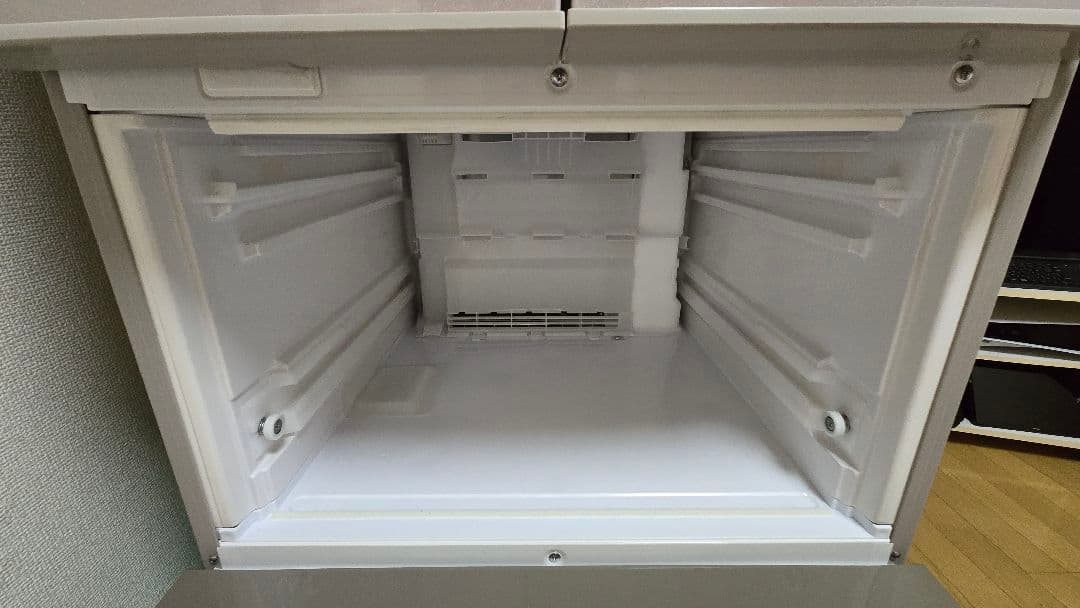 フレンチドアを採用した日立の大型冷蔵庫