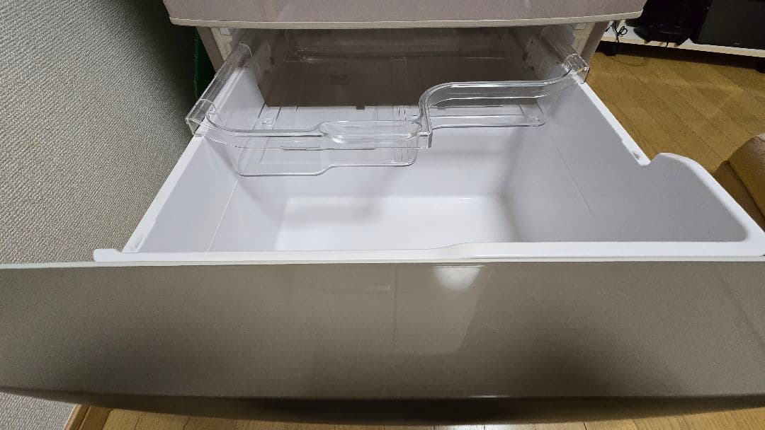 フレンチドアを採用した日立の大型冷蔵庫