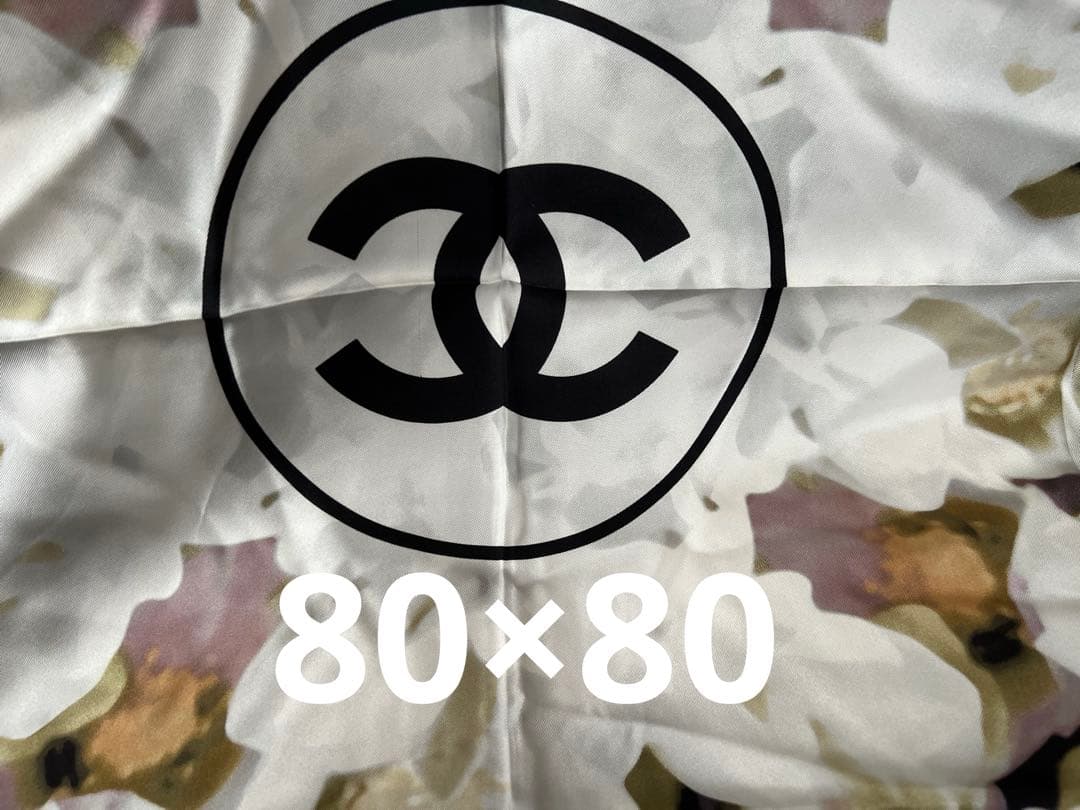 シャネル大判スカーフ