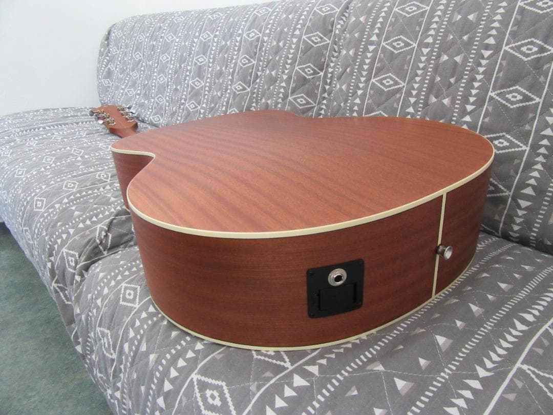 GUILD F-240E　中古美品