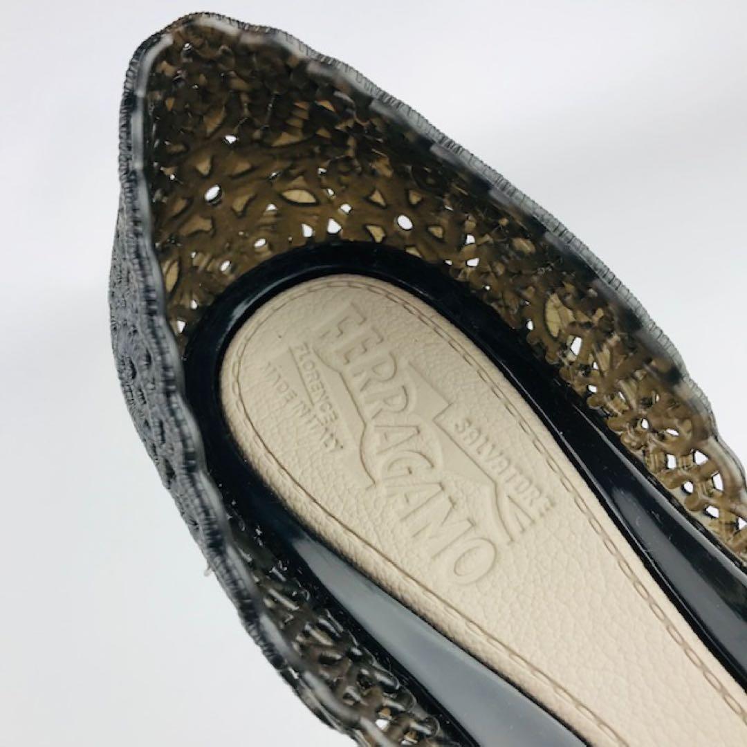 新品未使用★サルヴァトーレフェラガモ・メタルロゴ ラバー フラットシューズ(6)