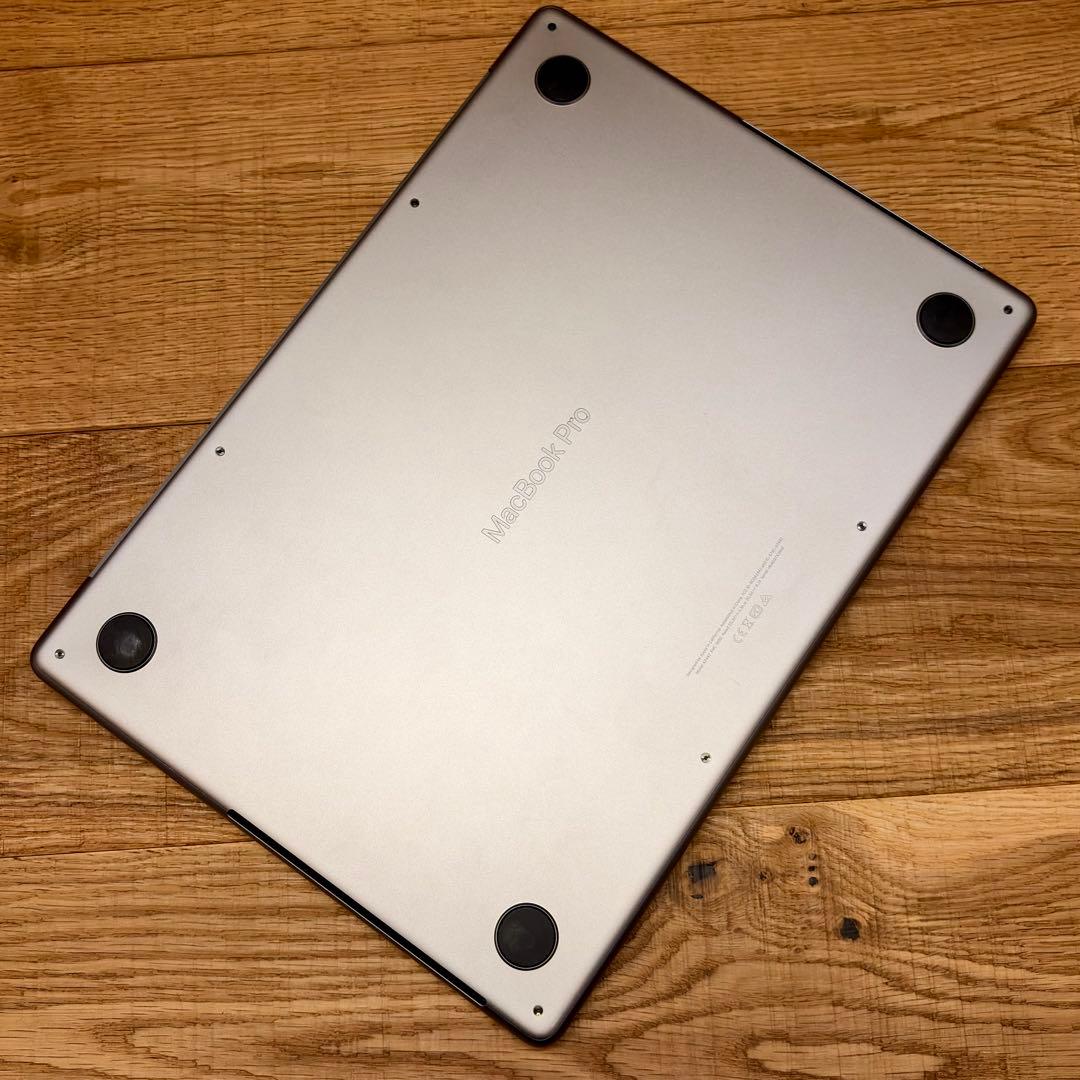 MacBook Pro (M1 Pro 14インチ,2021) 32GB 1TB