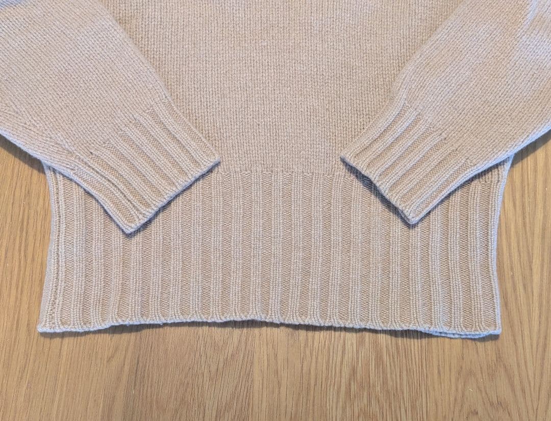 ブライスランズ ロールネック キャメル　42表記　実寸38程度