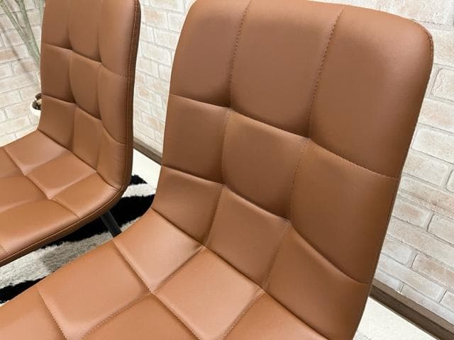 ダイニングチェア　２脚セット　ブラウン　新品