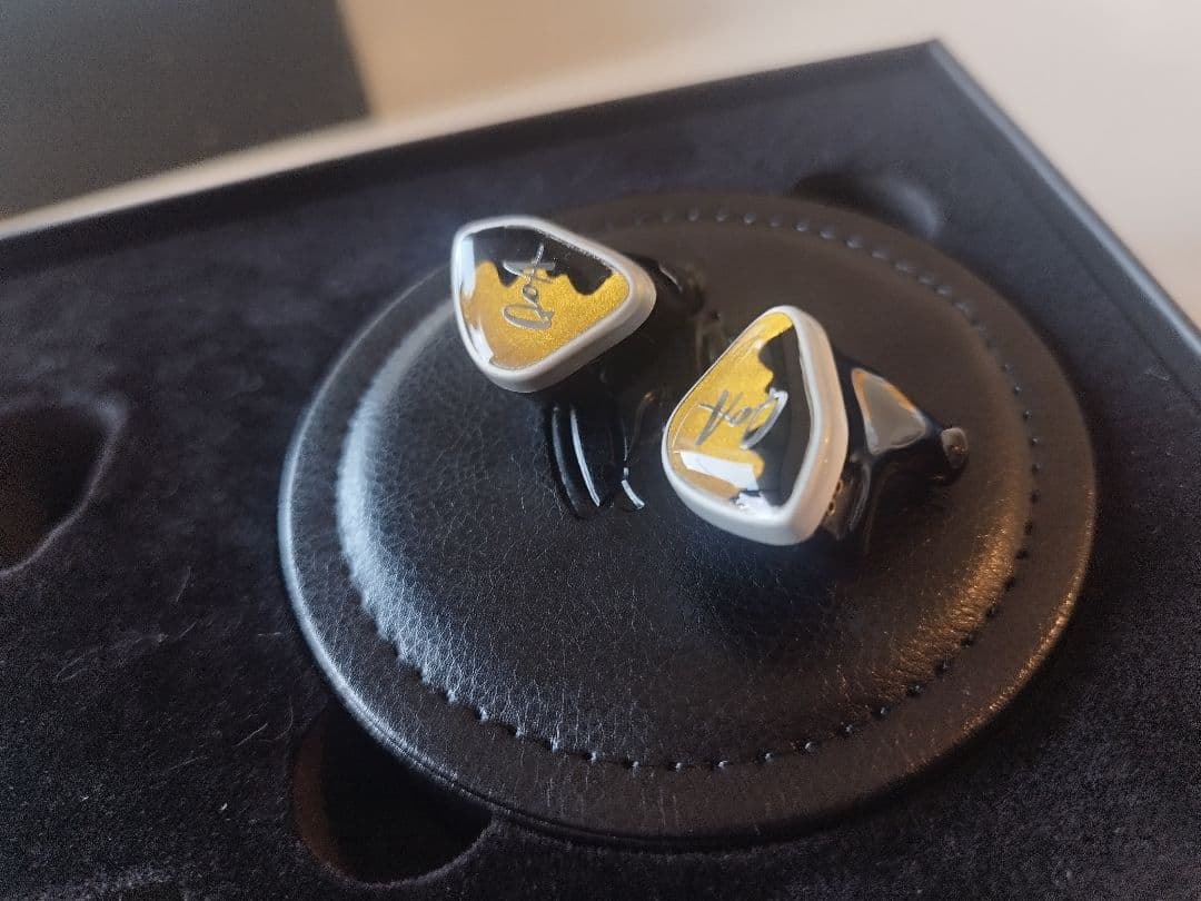 イヤホン qoa margarita