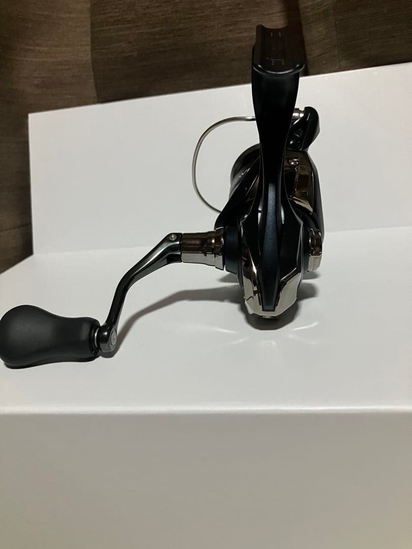 SHIMANO MIRAVEL C2000SHG スピニングリール