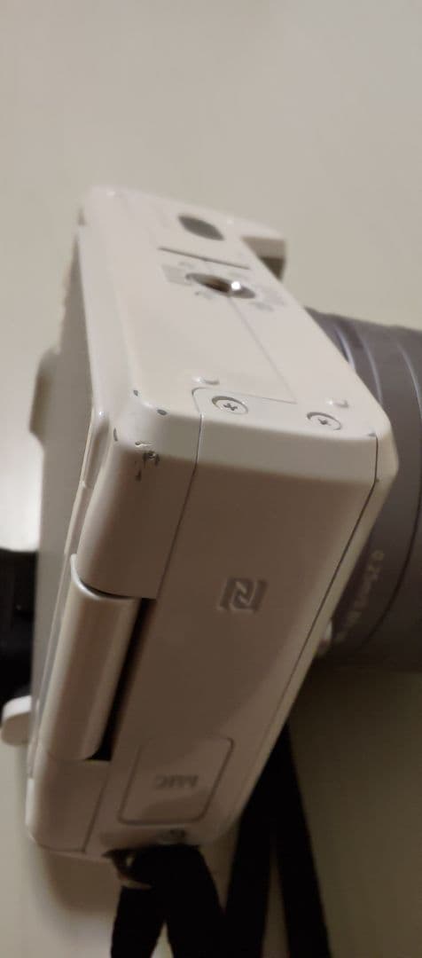 Canon EOS Kiss M ホワイト　SDHCカード32GB