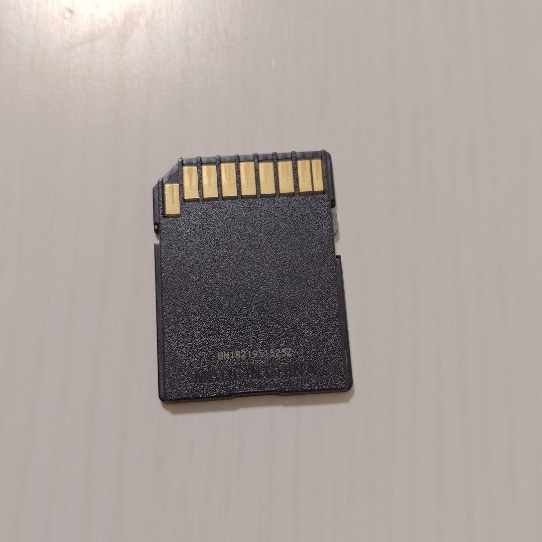 Canon EOS Kiss M ホワイト　SDHCカード32GB