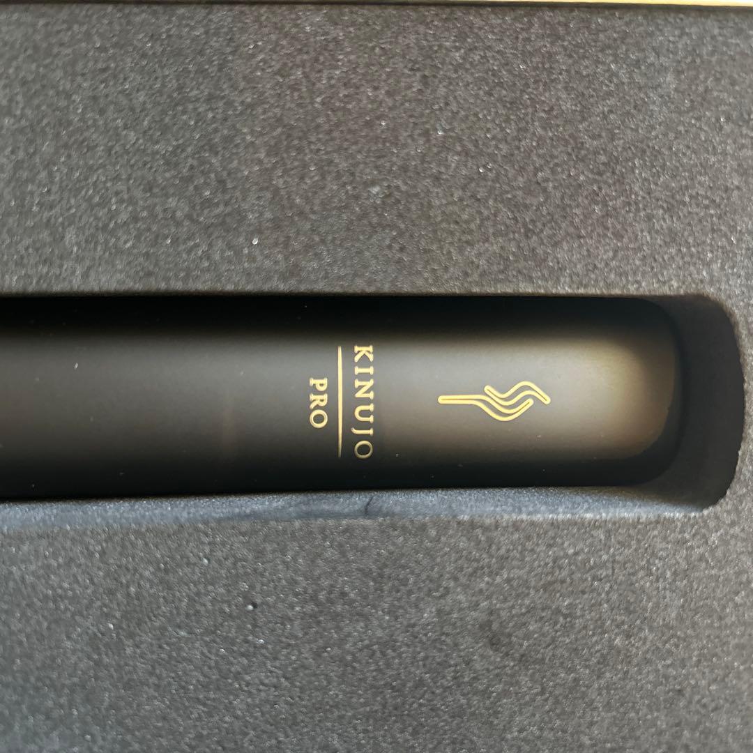 KINUJO PRO Straight ブラック　ストーレートアイロン