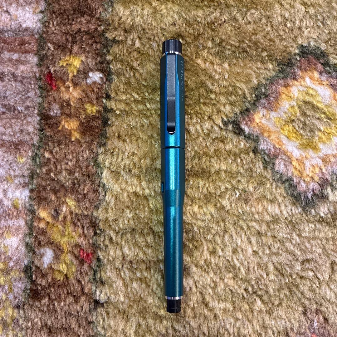 カランダッシュ シャープペンシル　クルトガダイブ　s10