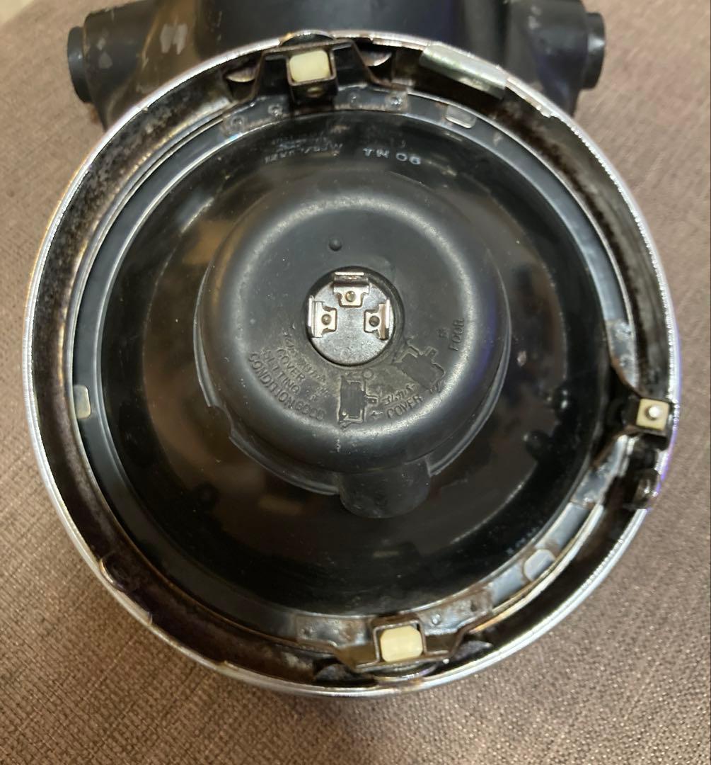 【純正】ゼファー400χZEPHYRχ ヘッドライトとリム　ライトケースセット