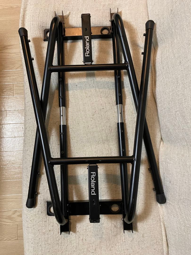【にゃー 】Rolandキーボードスタンド