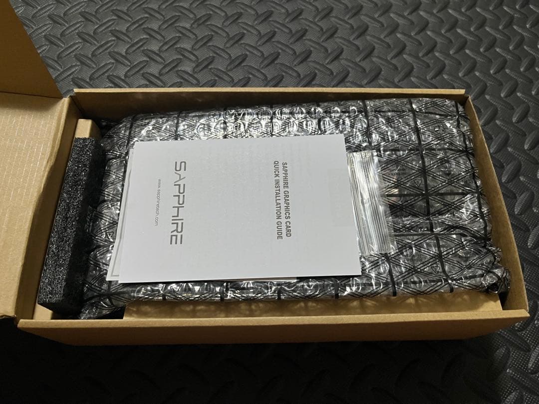 美品 Sapphire RX9060XT 8GB