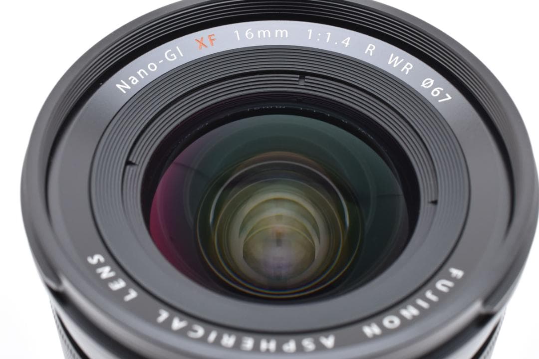 富士フィルム　FUJIFILM XF 16mm F1.4 R WR
