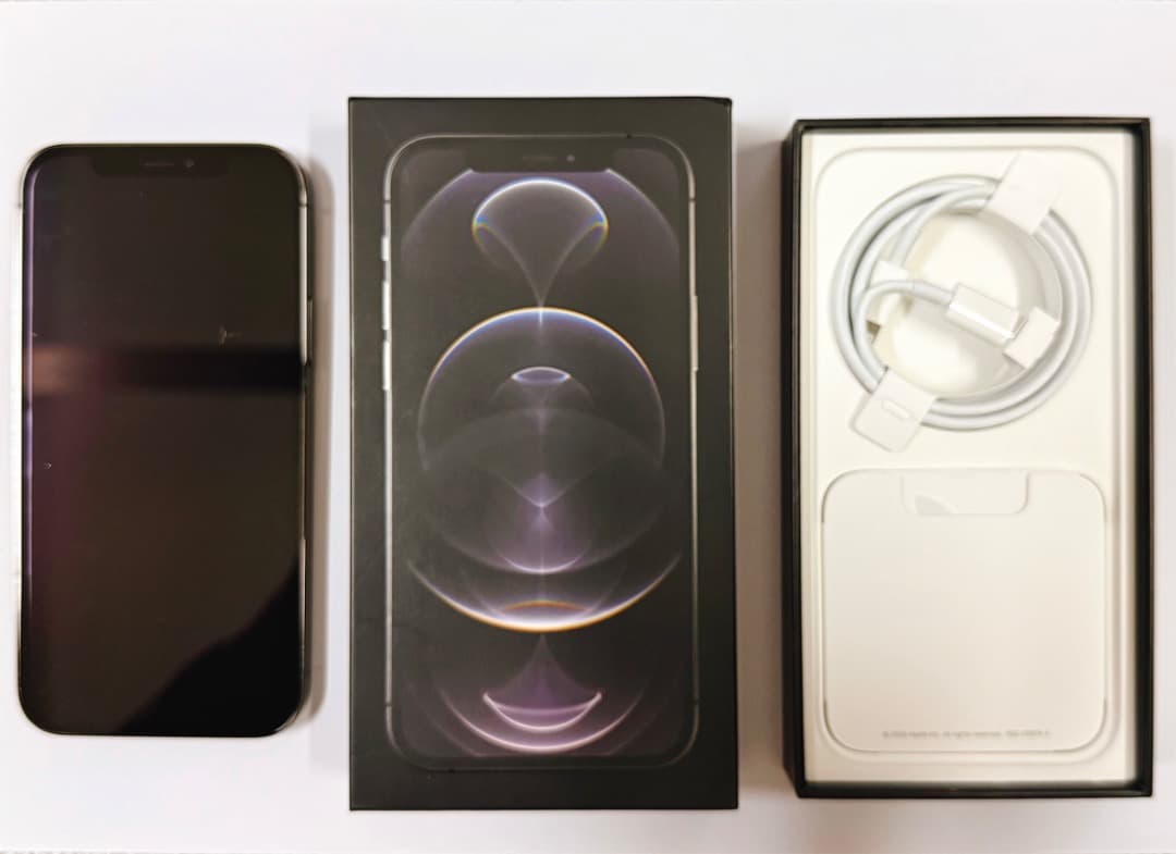 【送料込み】Apple iPhone 12 Pro 256GB グラファイト