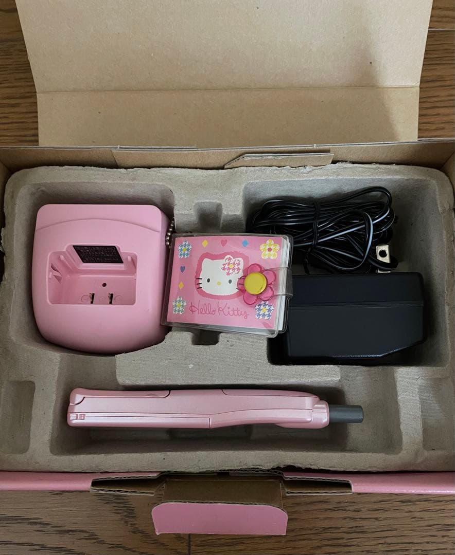 【希少】ハローキティ　東芝PHS電話機　ピンク