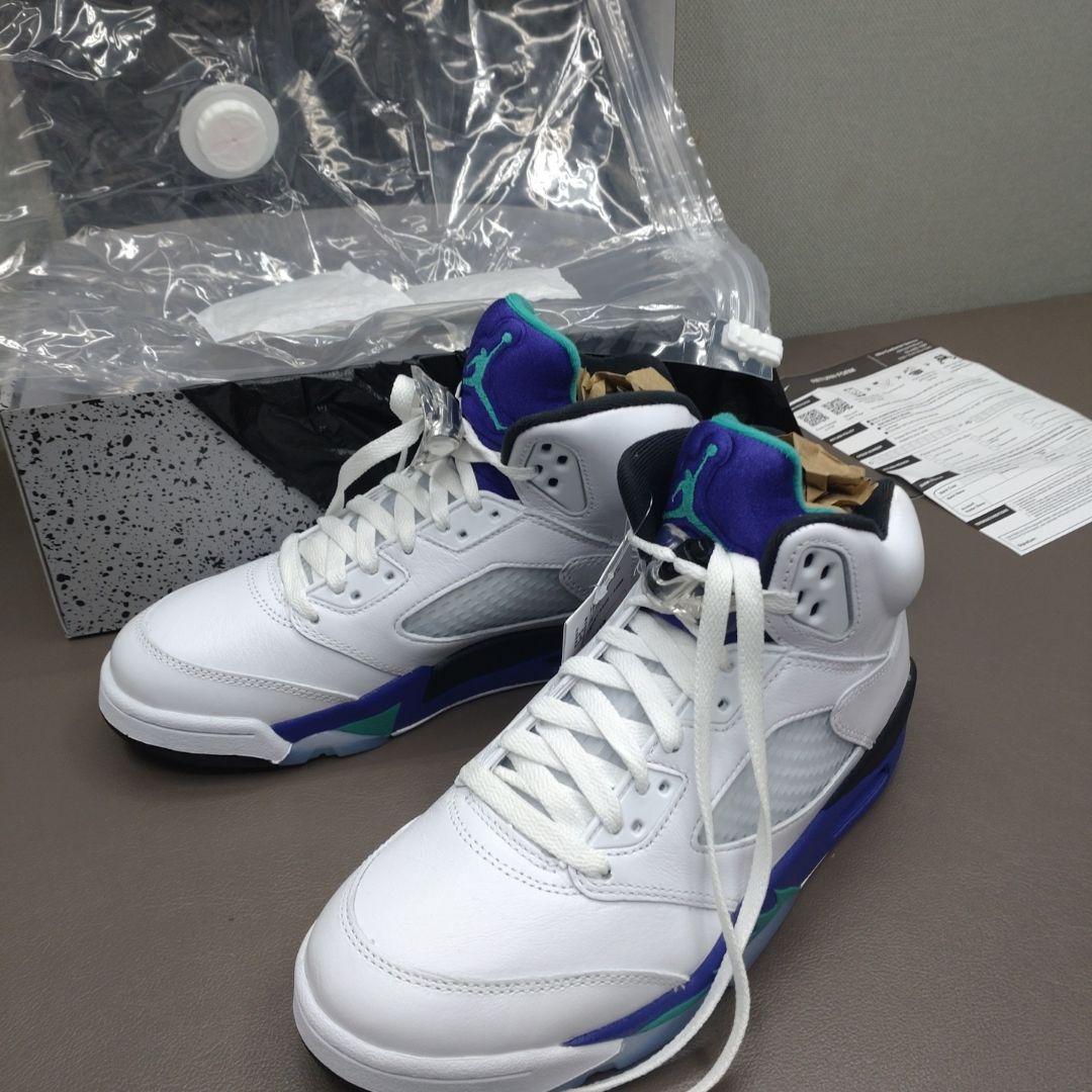 エアージョーダン５レトロ　グレープ