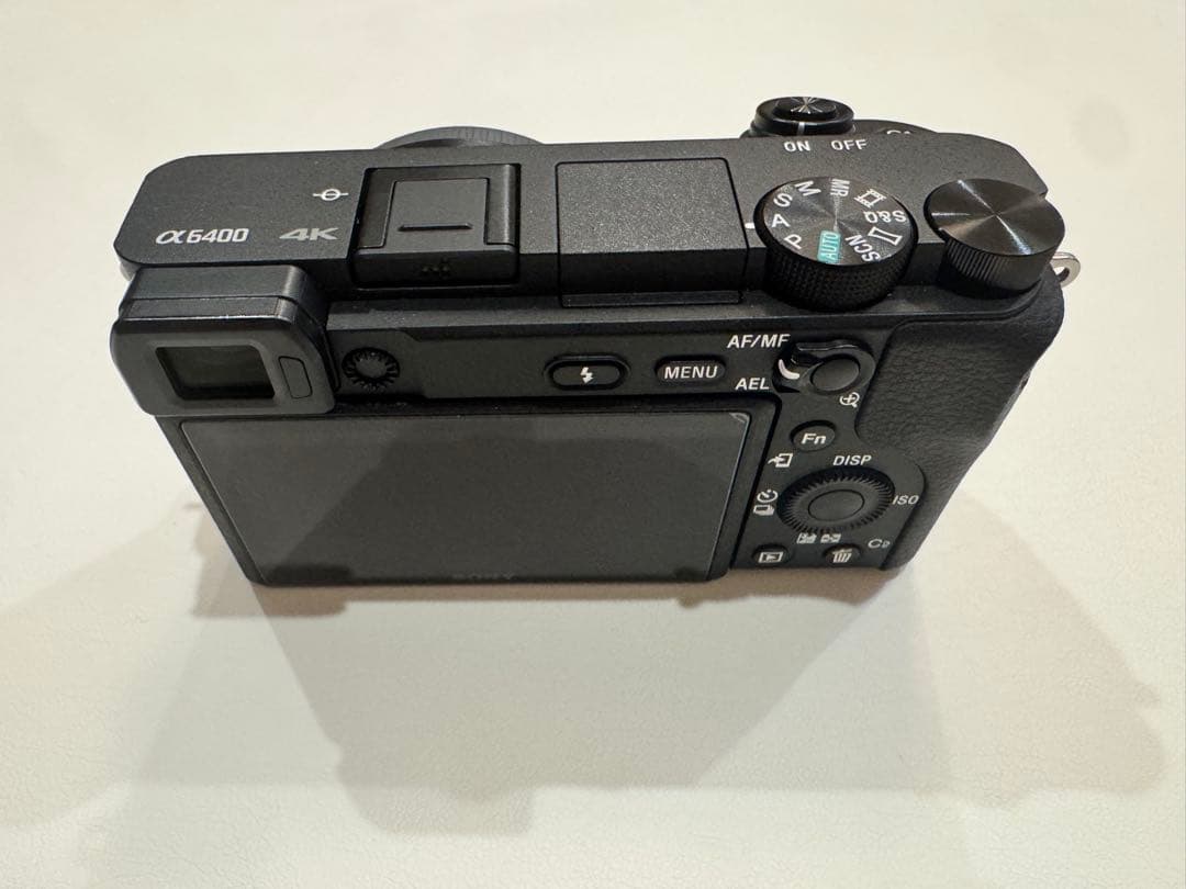 【美品】Sony α6400ミラーレス一眼カメラE 35mm F1.8 OSS