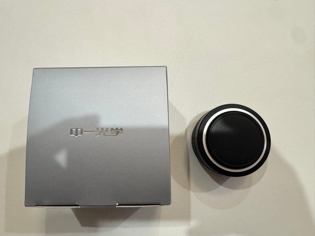 【美品】Sony α6400ミラーレス一眼カメラE 35mm F1.8 OSS