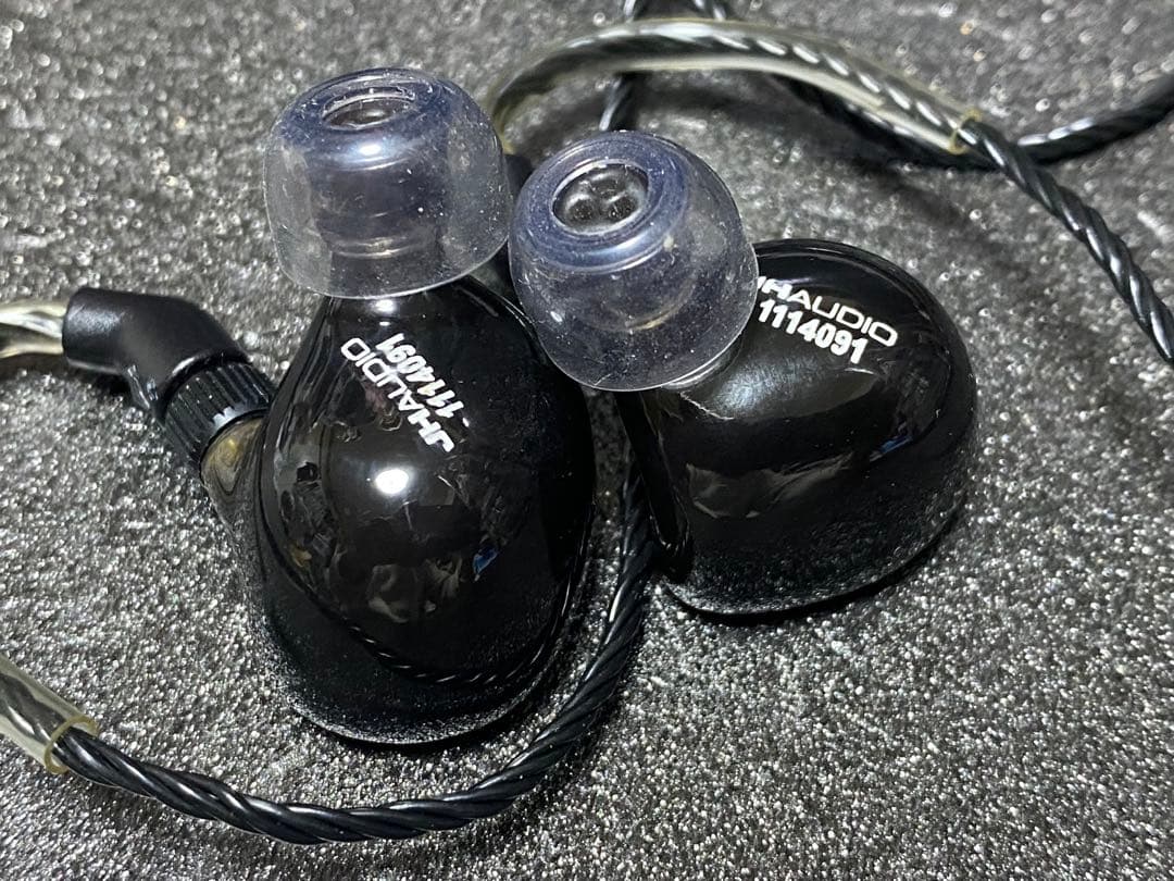 イヤホン JH Audio Roxanne Universal Fit