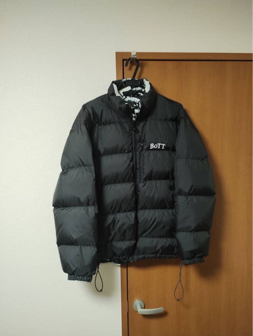 BoTT ブラック ダウンジャケット