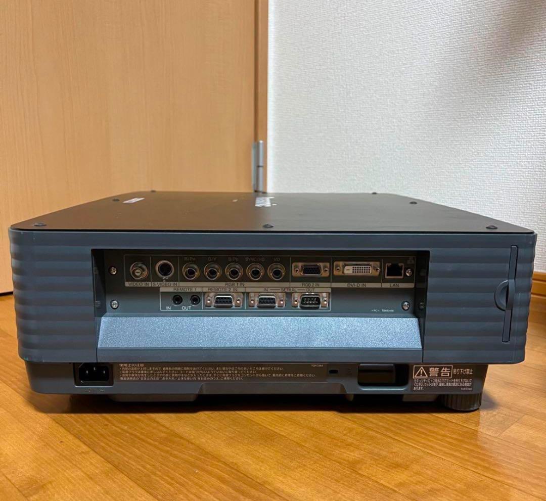 パナソニック　プロジェクター　PT-DW5100 5500ルーメン