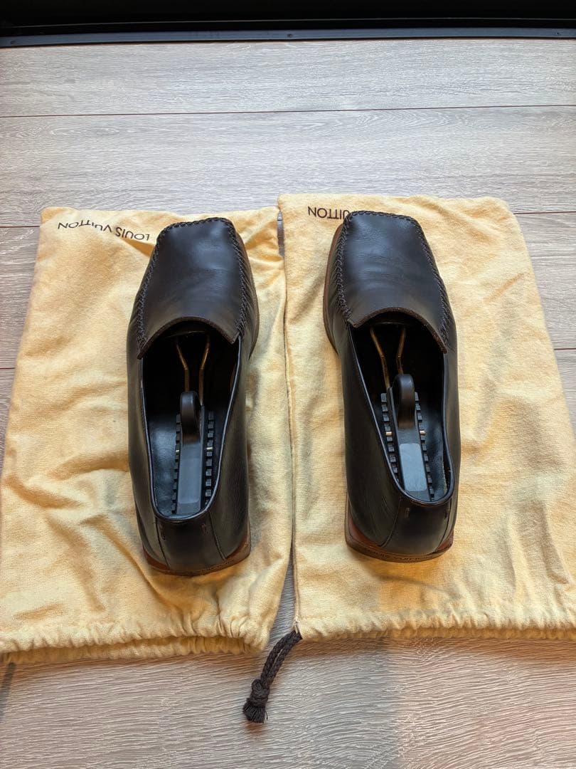 【美品】Louis Vuitton ダークブラウン ローファー