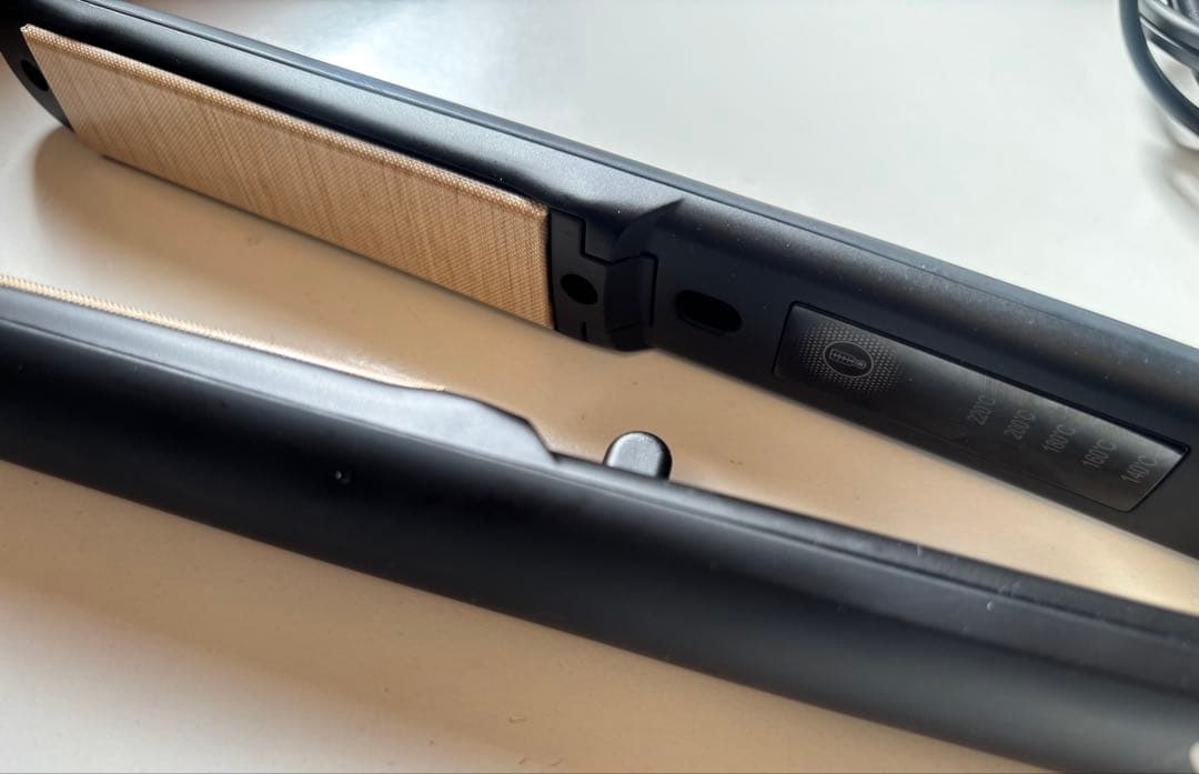 KINUJOW DS200-BK ブラック ストレートヘアアイロン