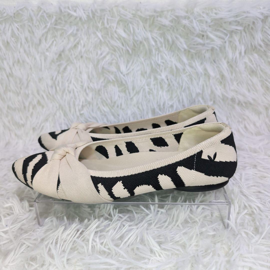 ✨️VIVAIA✨️Bibi フラットシューズ ホワイトタイガー柄 24.5cm