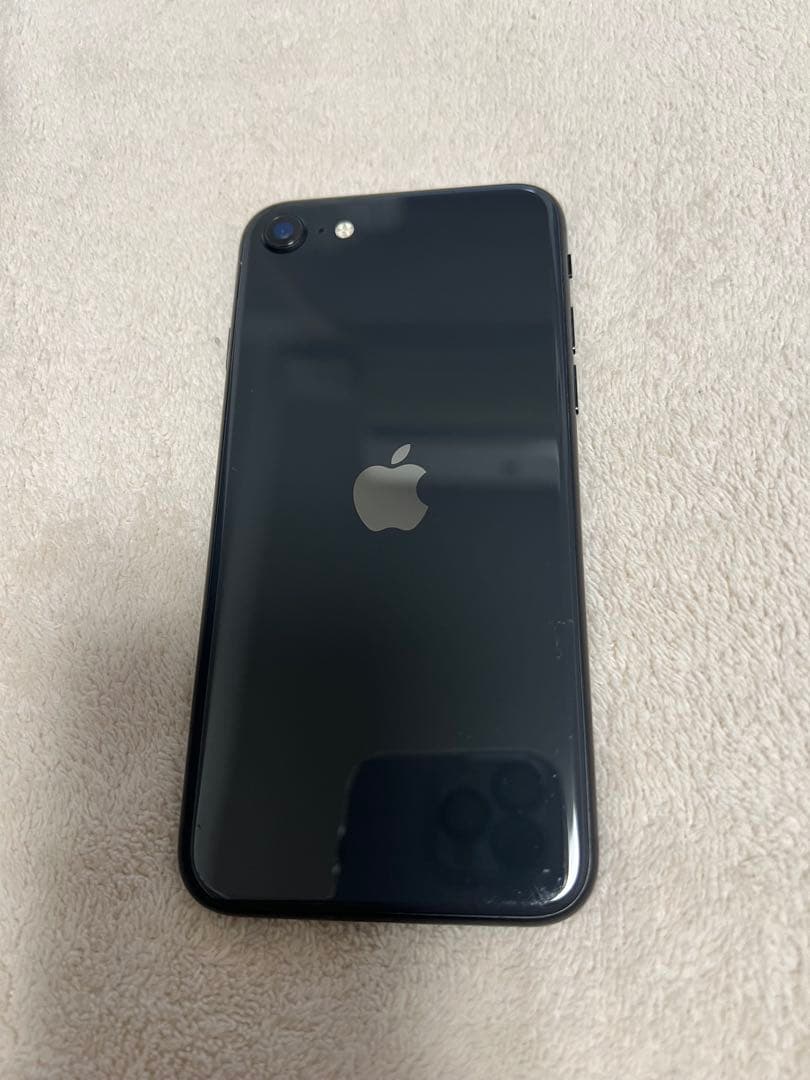 iPhone SE (第2世代) ブラック 本体　SIMフリー