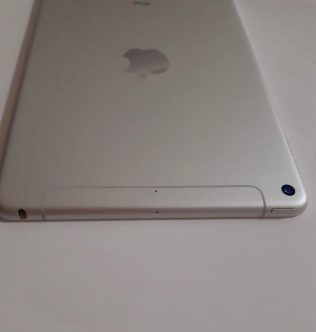 iPad mini 第五世代 256GB Wi-Fi+cellular シルバー