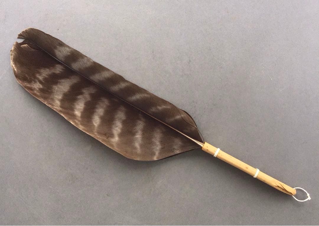 茶道具　羽箒　三ツ羽根(犬鷲一双)炉用•風炉用　紙箱　S28HB