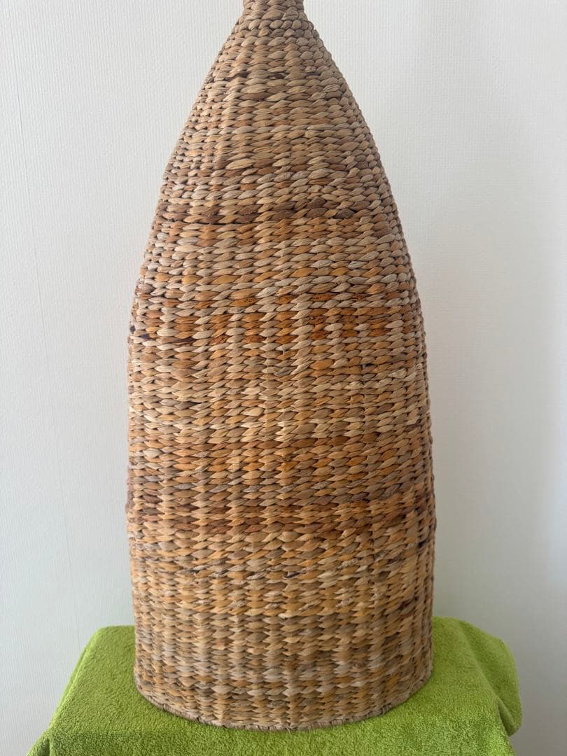 花器　フラワースタンド　フロアスタンド 　天然素材 円錐形 ナチュラルブラウン