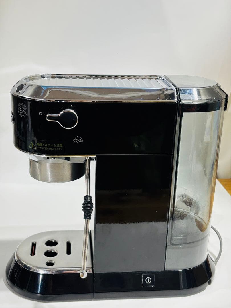デロンギ　デディカ　EC680 BK ブラック　エスプレッソマシン　おまけ付き